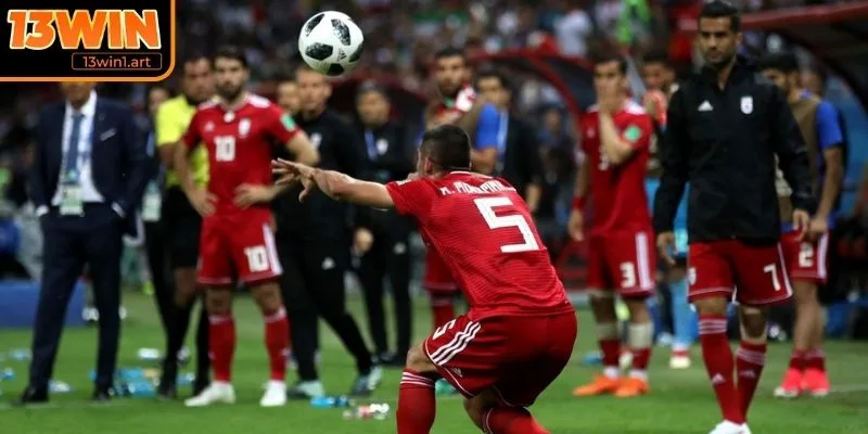 nhung loai keo nao khong nen cuoc nem bien Kèo ném biên đầu tiên và tổng lần ném biên